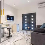 Appartement Capitis In The Center- Exclusive Apartment-stunning Fortress View