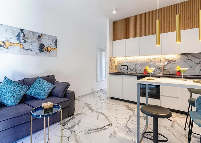 Lägenhet Capitis In The Center- Exclusive Apartment-stunning Fortress View *