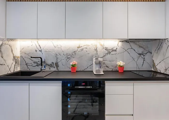 Capitis In The Center- Exclusive Apartment-stunning Fortress View