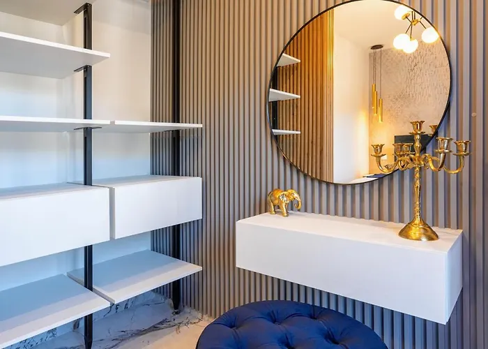 Capitis In The Center- Exclusive Apartment-stunning Fortress View شقة هفار